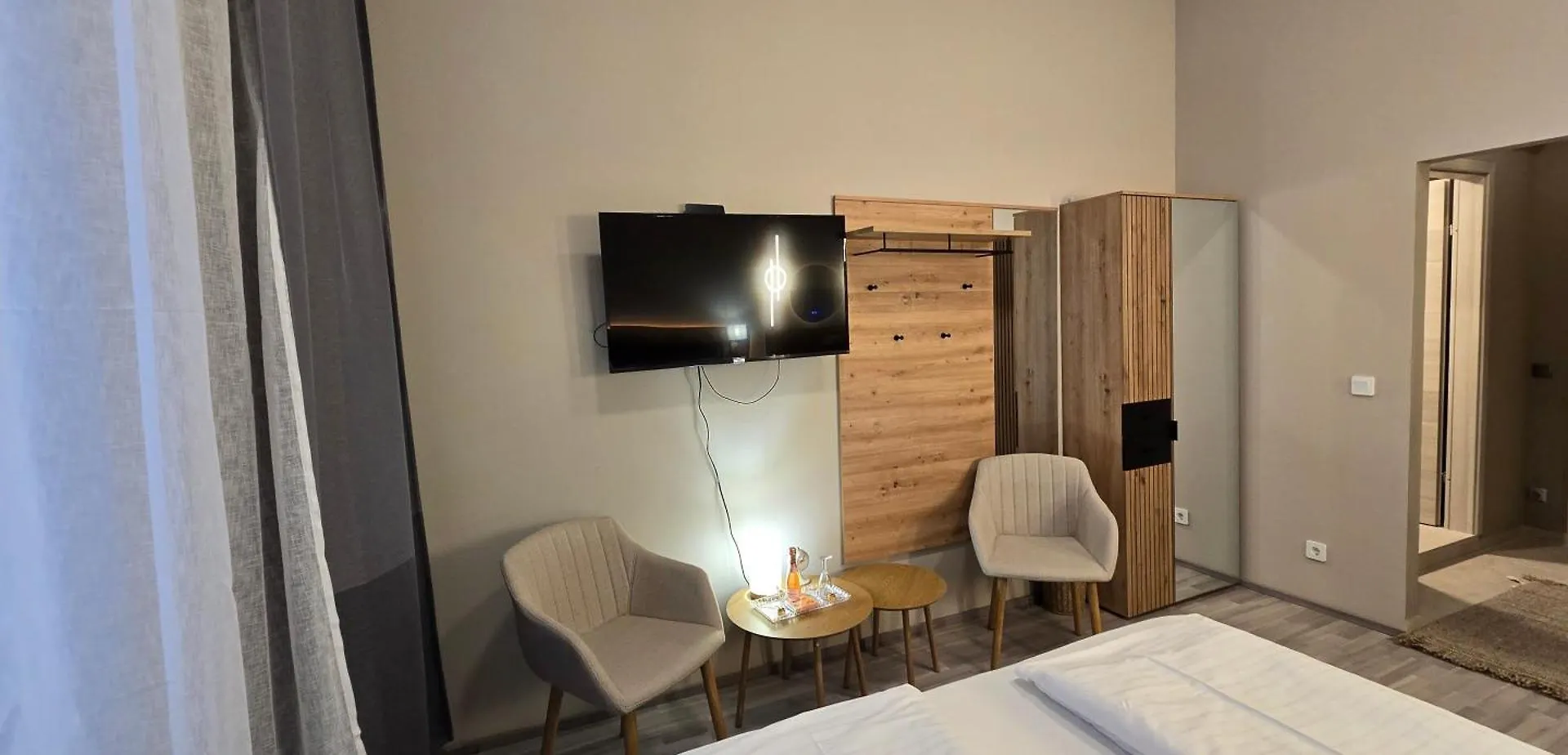 Elegance Studios Wien Österreich