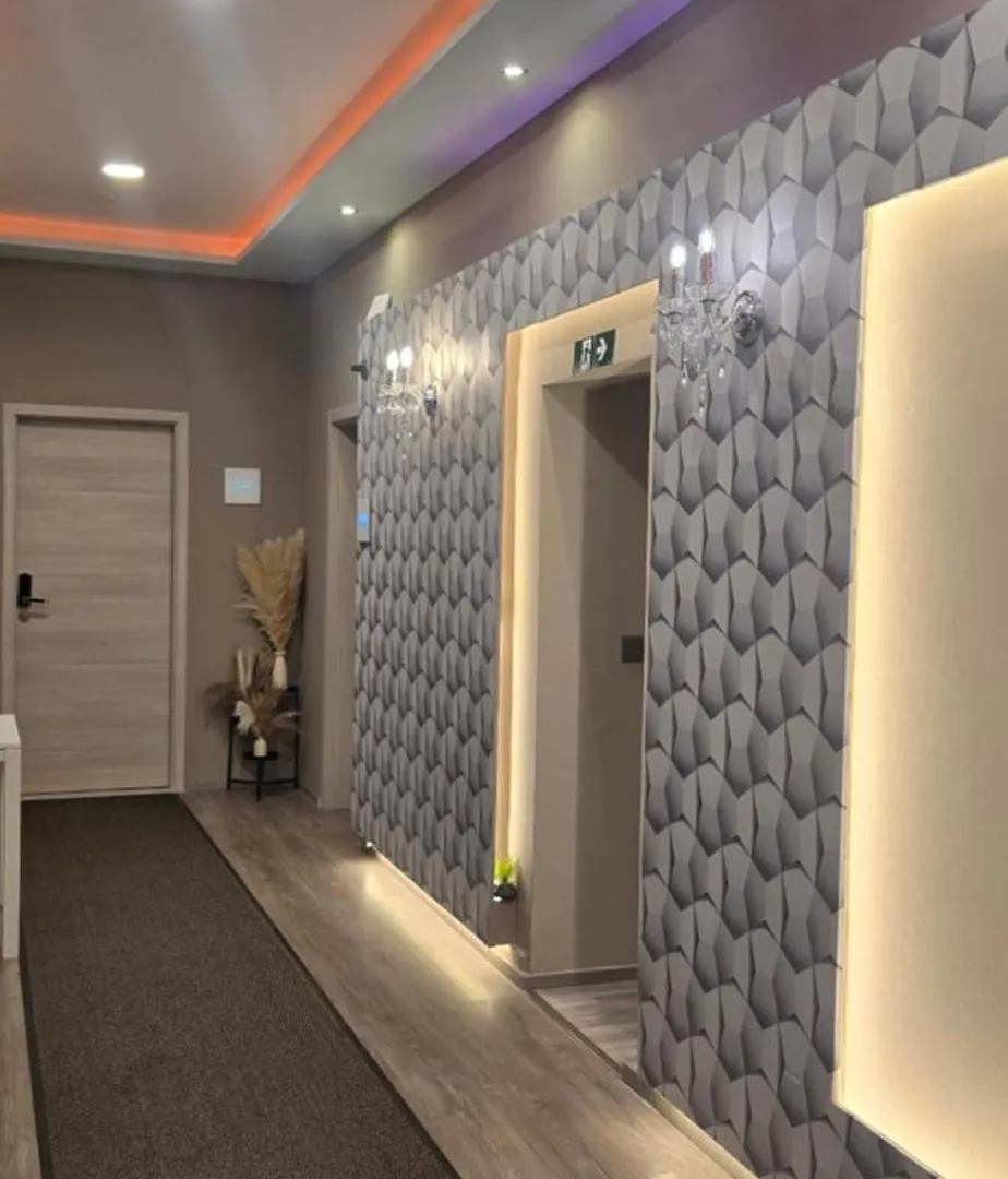 Elegance Studios Wien 4*,