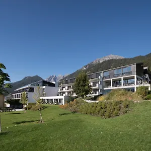 Aparthotel & Oberhofer Telfes im Stubai