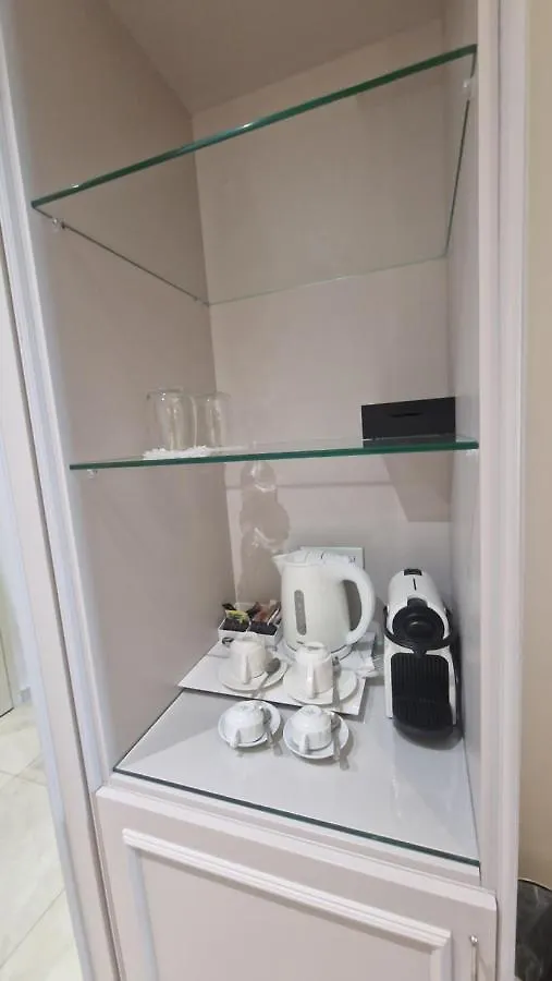 Hotel Elegance Studios - Hofburg Viena