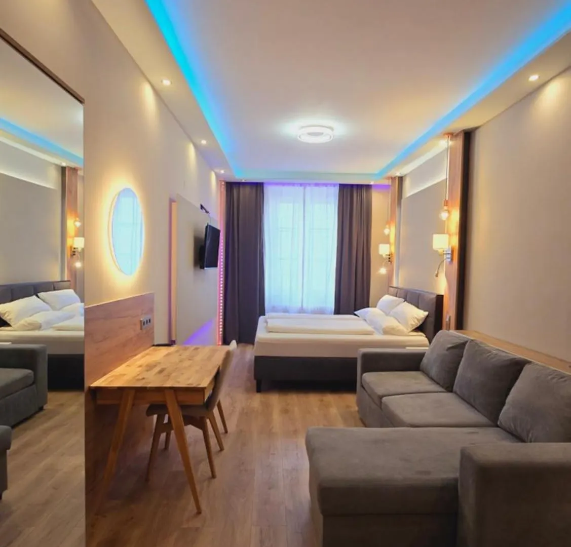 Elegance Studios - Hofburg Viena 4*,  Austria