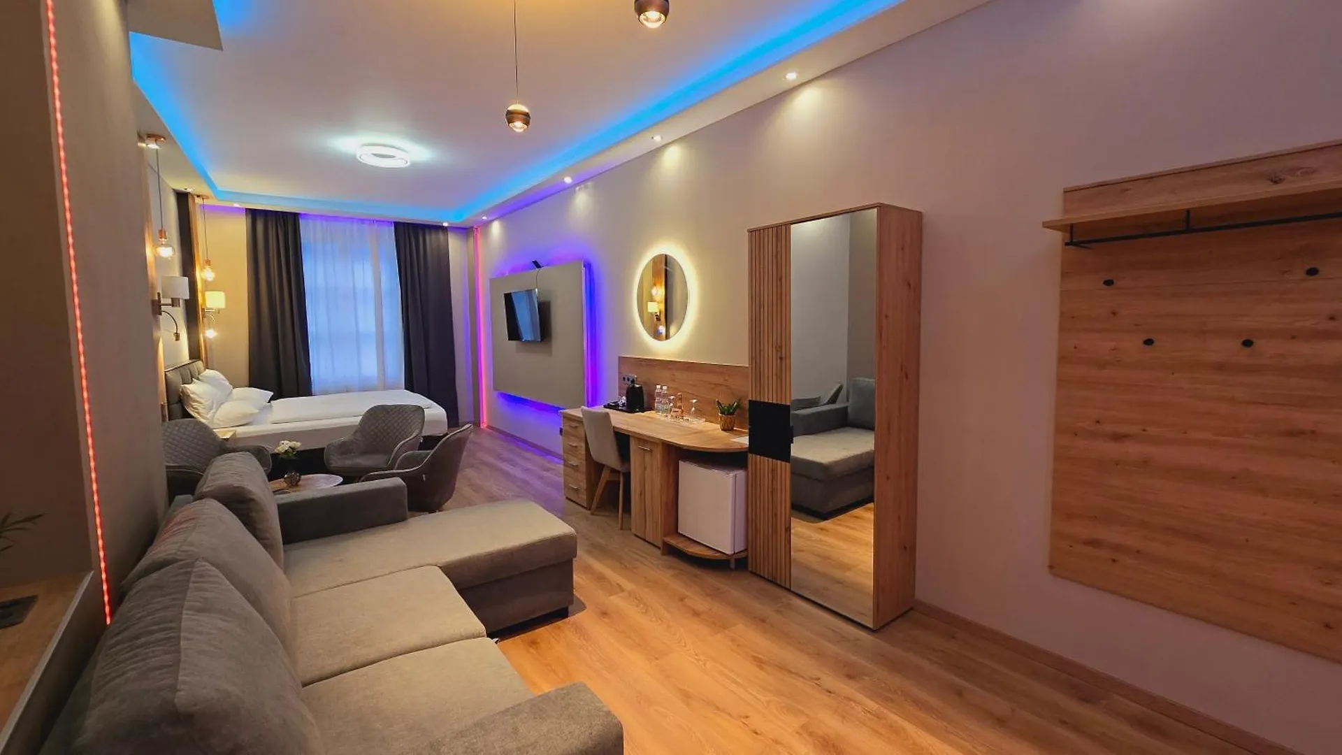 Elegance Studios Wien 4*, Vienna Austria